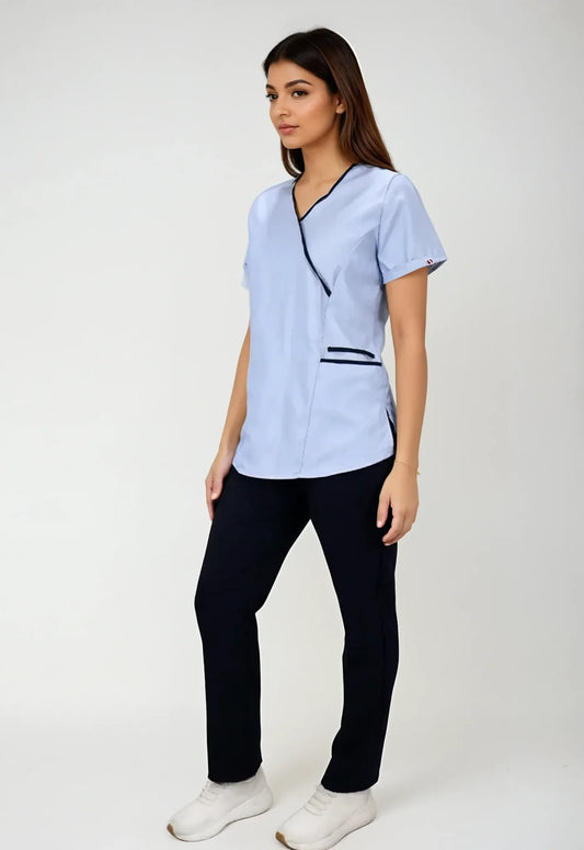 Uniforme de Limpieza Lineas Azules para Mujer de Filipina y Panatalón | SOZU